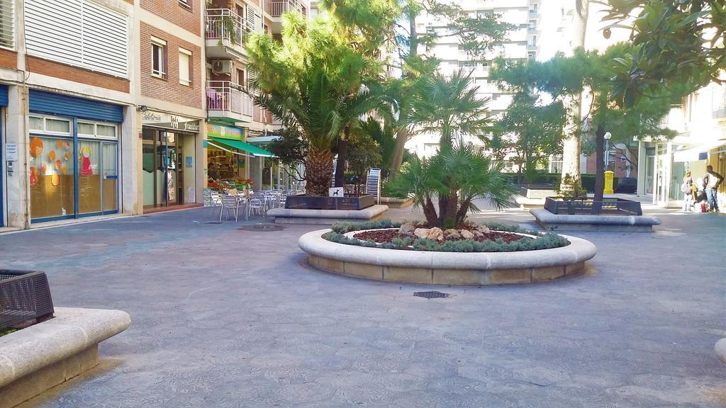 Claire Seaview & Beach-Apartment Montgat Exterior photo
