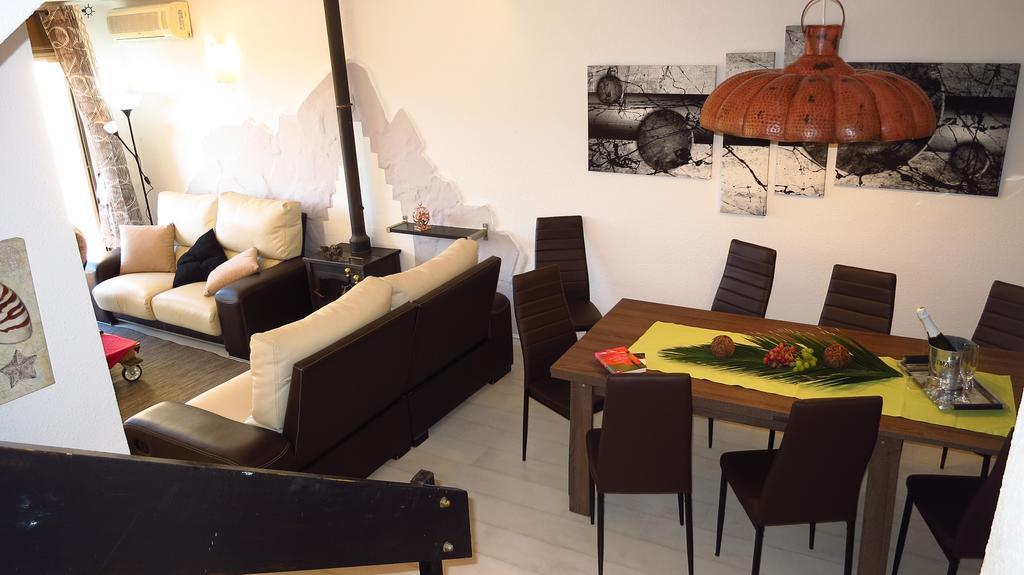 Claire Seaview & Beach-Apartment Montgat Exterior photo